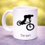 ספל תה \ קפה בעיצוב אישי עם השם שלך בעיצוב רוכב אופניים גודל הספל 325 מ"ל