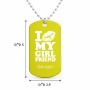 שרשרת דיסקיט מאלומיניום בעיצוב אישי עם השם שלך בעיצוב לנשק את החברה שלי גודל הדיסקיט 2.9 × 5 ס"מ