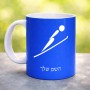 ספל תה \ קפה בעיצוב אישי עם השם שלך בעיצוב קפיצת סקי אולימפית גודל הספל 325 מ"ל