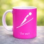 ספל תה \ קפה בעיצוב אישי עם השם שלך בעיצוב קפיצת סקי אולימפית גודל הספל 325 מ"ל