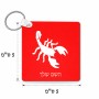 מחזיק מפתחות בצורת ריבוע בעיצוב אישי עם השם שלך בעיצוב עקרב גודל המחזיק 5 × 5 ס"מ