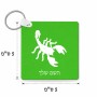 מחזיק מפתחות בצורת ריבוע בעיצוב אישי עם השם שלך בעיצוב עקרב גודל המחזיק 5 × 5 ס"מ