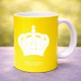 ספל תה \ קפה בעיצוב אישי עם השם שלך בעיצוב כתר מלכותי גודל הספל 325 מ"ל