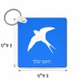 מחזיק מפתחות בצורת ריבוע בעיצוב אישי עם השם שלך בעיצוב לבלוע גודל המחזיק 5 × 5 ס"מ