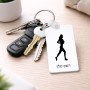 מחזיק מפתחות בצורת מלבן בעיצוב אישי עם השם שלך בעיצוב רץ רץ אישה גודל המחזיק 6 × 4 ס"מ