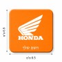 מגנט למקרר בעיצוב אישי עם השם שלך בעיצוב הונדה גודל המגנט 6.5 × 6.5 ס"מ