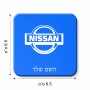 מגנט למקרר בעיצוב אישי עם השם שלך בעיצוב ניסאן גודל המגנט 6.5 × 6.5 ס"מ