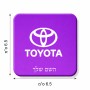 מגנט למקרר בעיצוב אישי עם השם שלך בעיצוב טויוטה גודל המגנט 6.5 × 6.5 ס"מ
