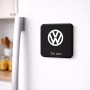 מגנט למקרר בעיצוב אישי עם השם שלך בעיצוב פולקסווגן גודל המגנט 6.5 × 6.5 ס"מ