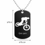 שרשרת דיסקיט מאלומיניום בעיצוב אישי עם השם שלך בעיצוב רוכב אופניים גודל הדיסקיט 2.9 × 5 ס"מ