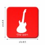 מגנט למקרר בעיצוב אישי עם השם שלך בעיצוב גיטרה גודל המגנט 6.5 × 6.5 ס"מ