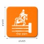 מגנט למקרר בעיצוב אישי עם השם שלך בעיצוב רוכב סוסים גודל המגנט 6.5 × 6.5 ס"מ