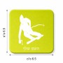 מגנט למקרר בעיצוב אישי עם השם שלך בעיצוב סקי גודל המגנט 6.5 × 6.5 ס"מ