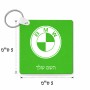 מחזיק מפתחות בצורת ריבוע בעיצוב אישי עם השם שלך בעיצוב ב.מ.וו גודל המחזיק 5 × 5 ס"מ