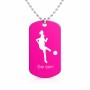 שרשרת דיסקיט מאלומיניום בעיצוב אישי עם השם שלך בעיצוב שחקנית כדורגל - אישה גודל הדיסקיט 2.9 × 5 ס"מ