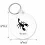 מחזיק מפתחות בצורת עיגול בעיצוב אישי עם השם שלך בעיצוב עקרב גודל המחזיק 5 × 5 ס"מ