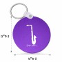 מחזיק מפתחות בצורת עיגול בעיצוב אישי עם השם שלך בעיצוב סקסופון גודל המחזיק 5 × 5 ס"מ