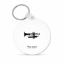 מחזיק מפתחות בצורת עיגול בעיצוב אישי עם השם שלך בעיצוב חצוצרה גודל המחזיק 5 × 5 ס"מ