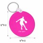 מחזיק מפתחות בצורת עיגול בעיצוב אישי עם השם שלך בעיצוב שחקן כדורסל גודל המחזיק 5 × 5 ס"מ