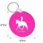 מחזיק מפתחות בצורת עיגול בעיצוב אישי עם השם שלך בעיצוב קאוגירל - אישה גודל המחזיק 5 × 5 ס"מ