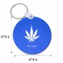 מחזיק מפתחות בצורת עיגול בעיצוב אישי עם השם שלך בעיצוב עלה מריחואנה - גראס גודל המחזיק 5 × 5 ס"מ