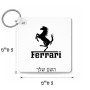 מחזיק מפתחות בצורת ריבוע בעיצוב אישי עם השם שלך בעיצוב פרארי גודל המחזיק 5 × 5 ס"מ