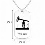 שרשרת דיסקיט מאלומיניום בעיצוב אישי עם השם שלך בעיצוב באר נפט גודל הדיסקיט 2.9 × 5 ס"מ