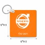 מחזיק מפתחות בצורת ריבוע בעיצוב אישי עם השם שלך בעיצוב וולוו גודל המחזיק 5 × 5 ס"מ