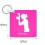מחזיק מפתחות בצורת ריבוע בעיצוב אישי עם השם שלך בעיצוב צלמת - אישה גודל המחזיק 5 × 5 ס"מ