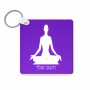 מחזיק מפתחות בצורת ריבוע בעיצוב אישי עם השם שלך בעיצוב אימון יוגה גודל המחזיק 5 × 5 ס"מ