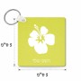 מחזיק מפתחות בצורת ריבוע בעיצוב אישי עם השם שלך בעיצוב פרח היביסקוס גודל המחזיק 5 × 5 ס"מ