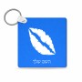 מחזיק מפתחות בצורת ריבוע בעיצוב אישי עם השם שלך בעיצוב שפתיים - נשיקה גודל המחזיק 5 × 5 ס"מ
