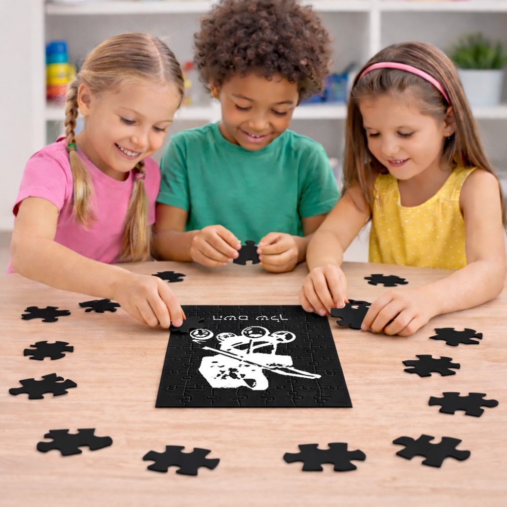 פאזל 80 חלקים בעיצוב אישי עם השם שלך בעיצוב עגלת תינוק מידות הארנק 14 × 20 ס"מ
