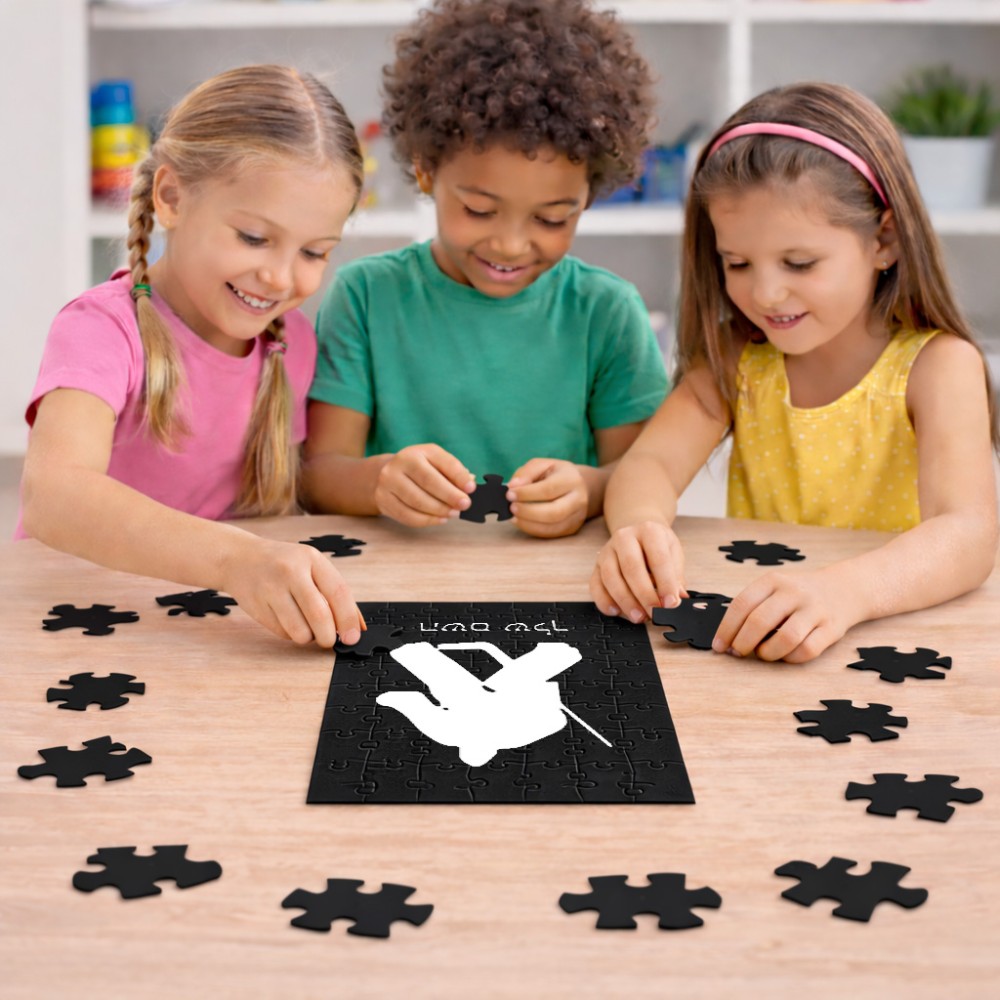 פאזל 80 חלקים בעיצוב אישי עם השם שלך בעיצוב הוקי שוערים מידות הארנק 14 × 20 ס"מ