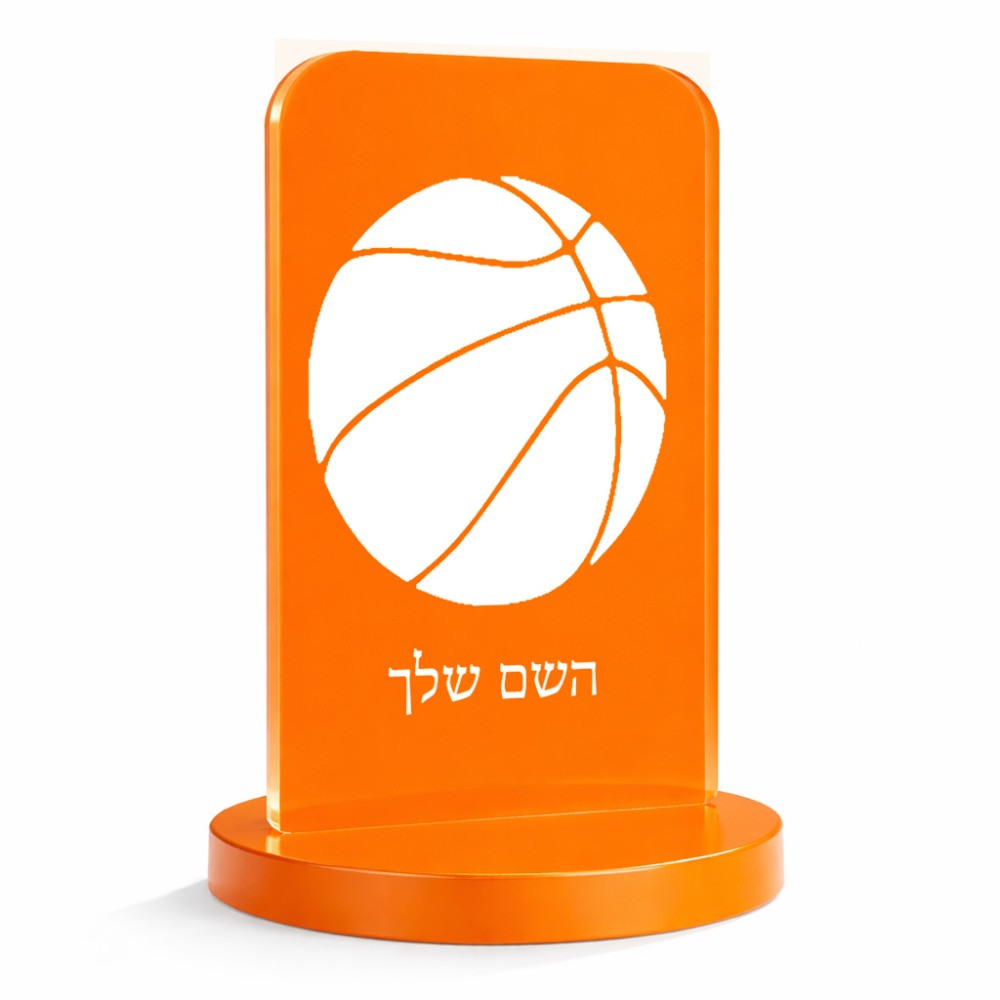 סטנד תמונה מעוצב בעיצוב אישי עם השם שלך בעיצוב כדורסל גודל 6 × 10 ס"מ
