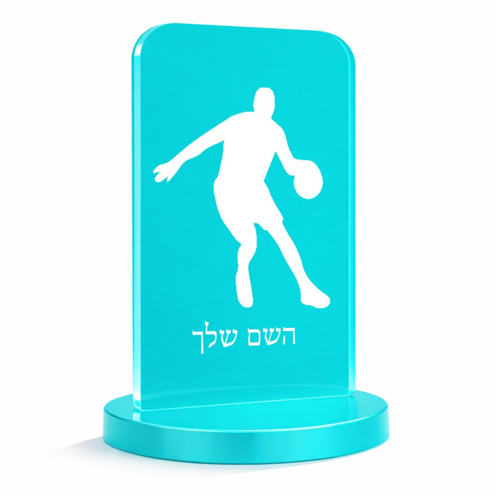 סטנד תמונה מעוצב בעיצוב אישי עם השם שלך בעיצוב שחקן כדורסל גודל 6 × 10 ס"מ