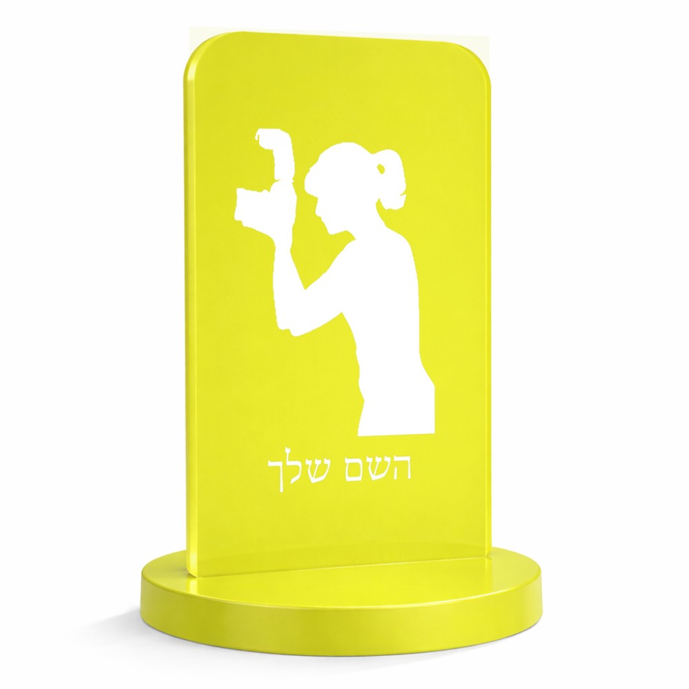סטנד תמונה מעוצב בעיצוב אישי עם השם שלך בעיצוב צלמת - אישה גודל 6 × 10 ס"מ