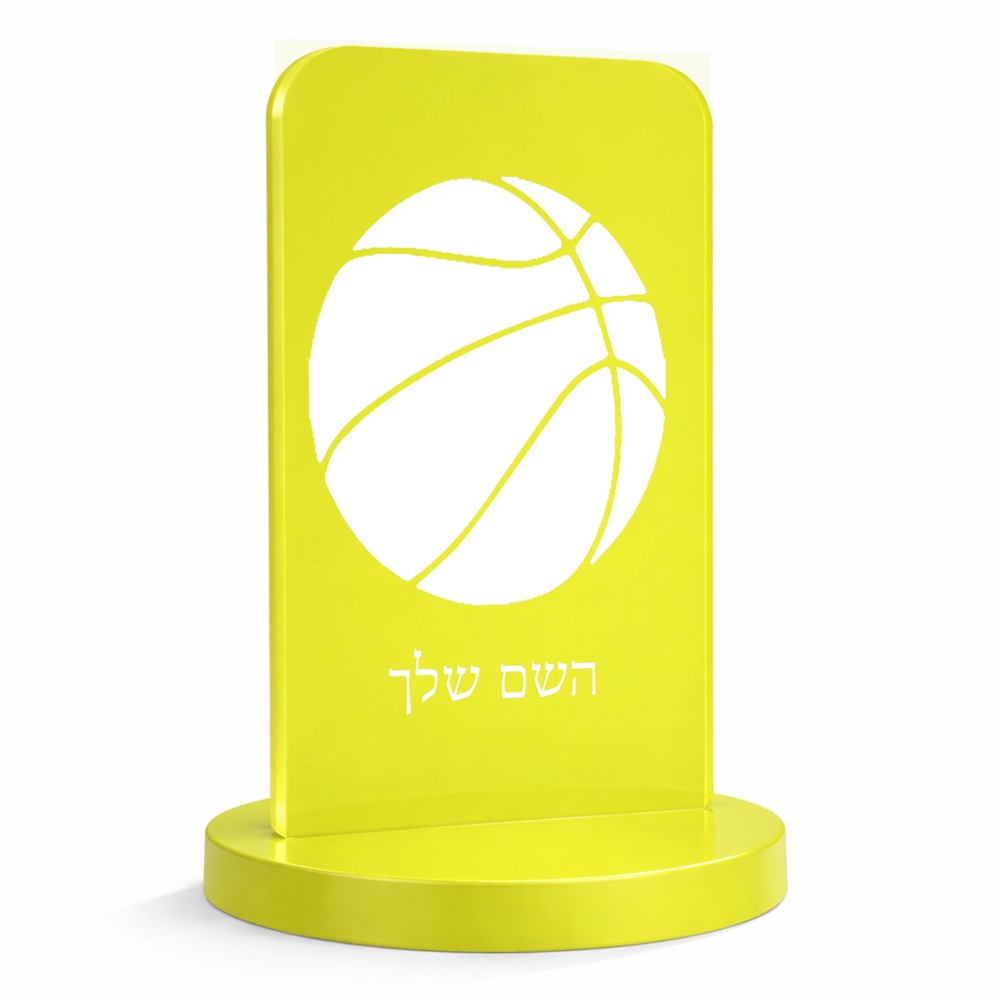 סטנד תמונה מעוצב בעיצוב אישי עם השם שלך בעיצוב כדורסל גודל 6 × 10 ס"מ