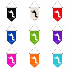 דגל לתליה על קיר בעיצוב אישי עם השם שלך בעיצוב פארקורינג גודל 30 × 19.5 ס"מ