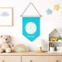 דגל לתליה על קיר בעיצוב אישי עם השם שלך בעיצוב כדור כדורעף גודל 30 × 19.5 ס"מ