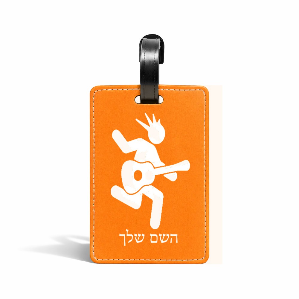 תווית לסימון מזוודה \ תיק בעיצוב אישי עם השם שלך בעיצוב נגן גיטרה גודל 10.3 × 7 ס"מ