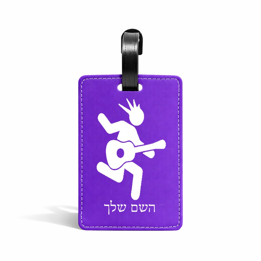 תווית לסימון מזוודה \ תיק בעיצוב אישי עם השם שלך בעיצוב נגן גיטרה גודל 10.3 × 7 ס"מ