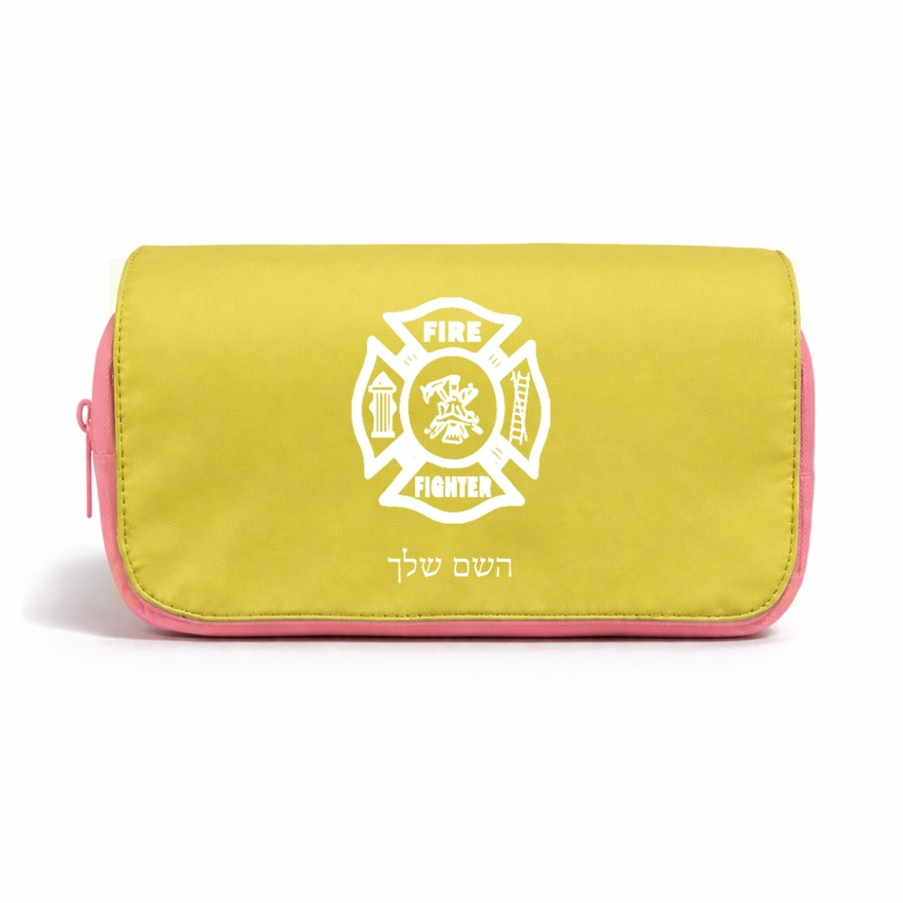 תיק איפור  בעיצוב אישי עם השם שלך בעיצוב כבאי - תגית גודל 11 × 22 × 10 ס"מ