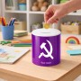 קופת צדקה \ חיסכון קרמית בעיצוב אישי עם השם שלך בעיצוב פטיש ומגל גודל הקופה 20 × 25 ס"מ