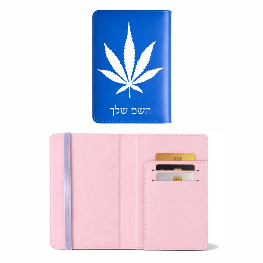 כיסוי דרכון ת.ז ארנק צבע פנימי ורוד בעיצוב אישי עם השם שלך בעיצוב עלה מריחואנה - גראס גודל 10 × 14.4 ס"מ