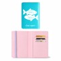 כיסוי דרכון ת.ז ארנק צבע פנימי ורוד בעיצוב אישי עם השם שלך בעיצוב מזלות - דגים גודל 10 × 14.4 ס"מ