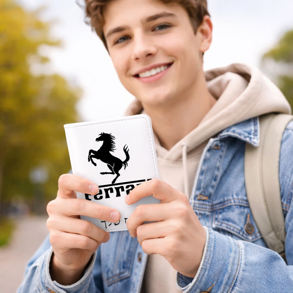 כיסוי דרכון ת.ז ארנק צבע פנימי ורוד בעיצוב אישי עם השם שלך בעיצוב פרארי גודל 10 × 14.4 ס"מ