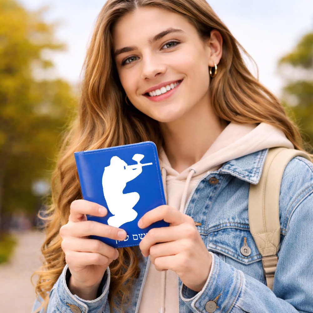 כיסוי דרכון ת.ז ארנק צבע פנימי ורוד בעיצוב אישי עם השם שלך בעיצוב שחקן כאב כדור גודל 10 × 14.4 ס"מ