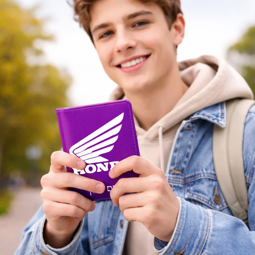 כיסוי דרכון ת.ז ארנק צבע פנימי אפור בעיצוב אישי עם השם שלך בעיצוב הונדה גודל 10 × 14.4 ס"מ