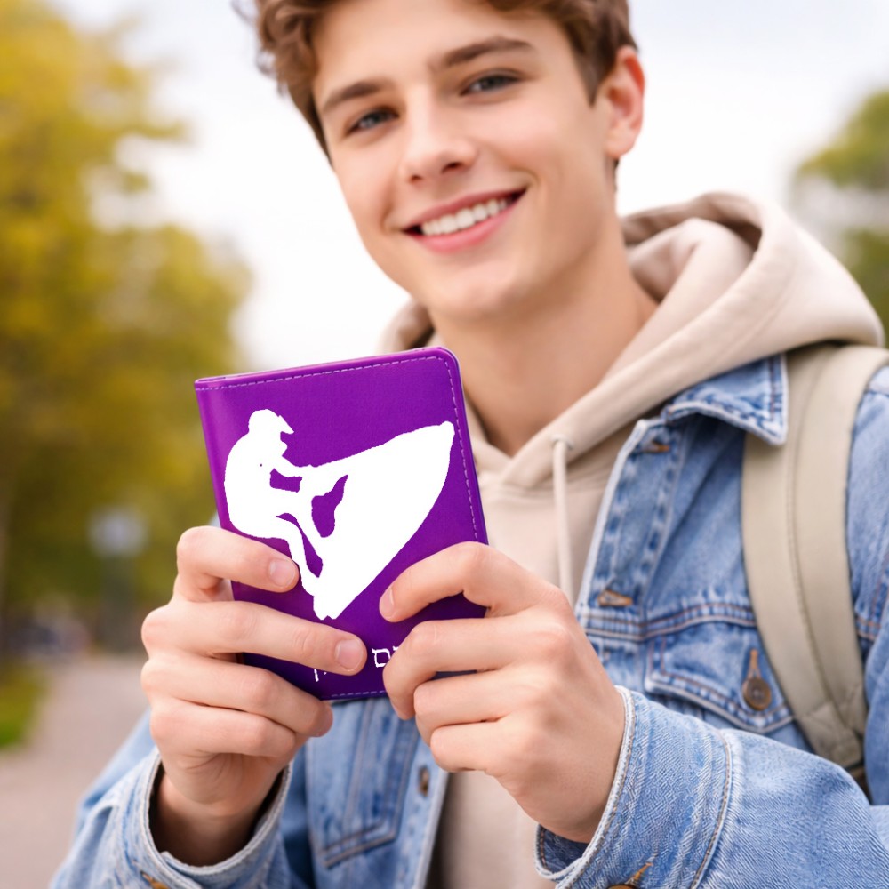 כיסוי דרכון ת.ז ארנק צבע פנימי אפור בעיצוב אישי עם השם שלך בעיצוב אופנוע ים גודל 10 × 14.4 ס"מ